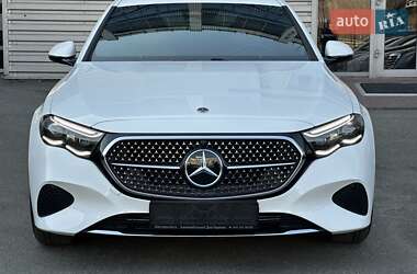 Седан Mercedes-Benz E-Class 2024 в Києві