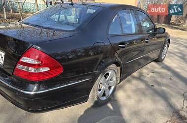 Седан Mercedes-Benz E-Class 2005 в Умани