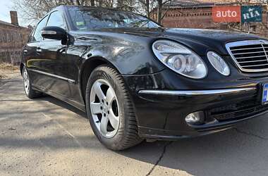 Седан Mercedes-Benz E-Class 2005 в Умани