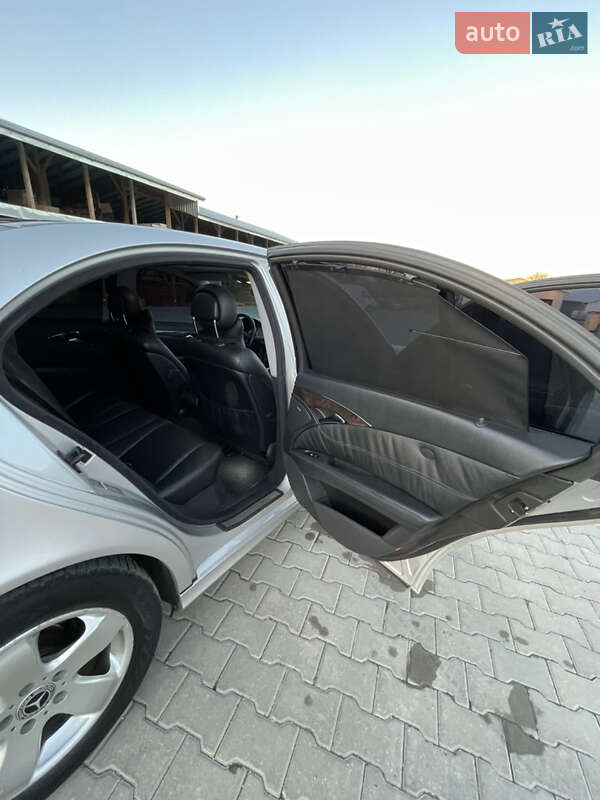 Седан Mercedes-Benz E-Class 2003 в Сокирянах