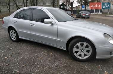 Седан Mercedes-Benz E-Class 2007 в Чернігові