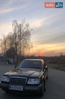Седан Mercedes-Benz E-Class 1988 в 