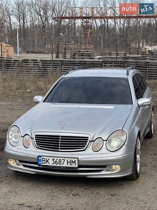 Mercedes-Benz E-Class 2003