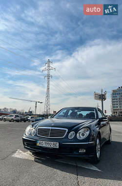 Седан Mercedes-Benz E-Class 2005 в Ужгороді