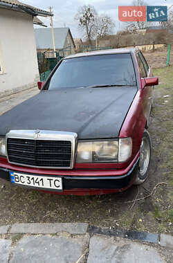 Седан Mercedes-Benz E-Class 1988 в Золочеві