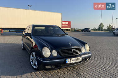 Седан Mercedes-Benz E-Class 2002 в Харкові