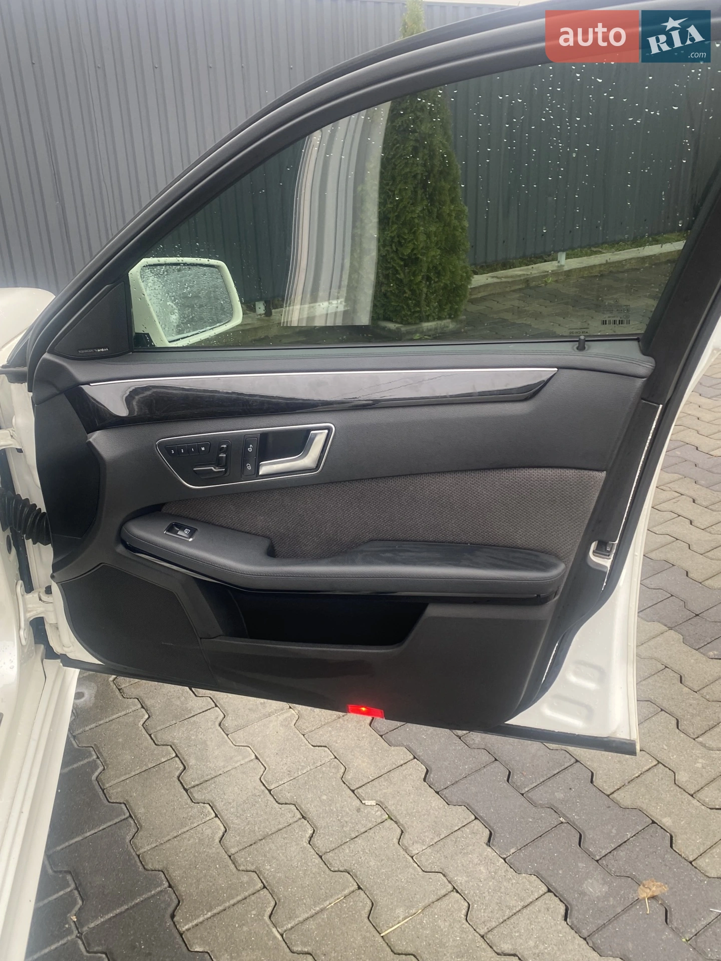 2012 Mercedes-Benz E-klasse - мініатюра 15