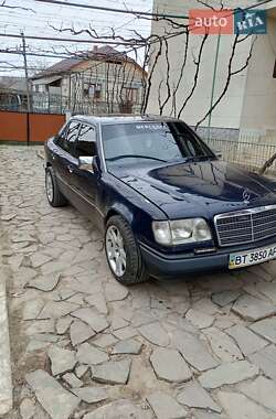 Седан Mercedes-Benz E-Class 1995 в Мукачевому