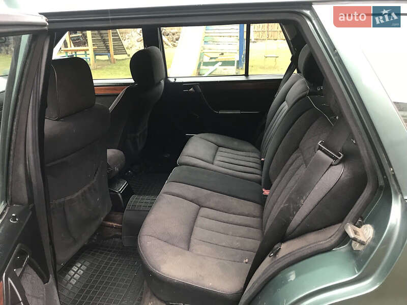 Универсал Mercedes-Benz E-Class 1994 в Яремче