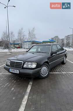 Седан Mercedes-Benz E-Class 1995 в Сумах