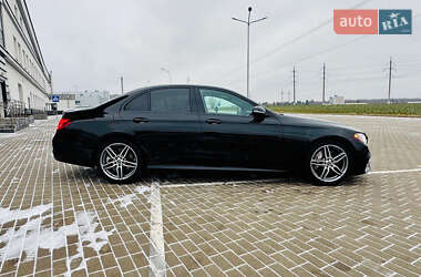 Седан Mercedes-Benz E-Class 2019 в 