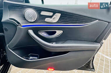 Седан Mercedes-Benz E-Class 2019 в 