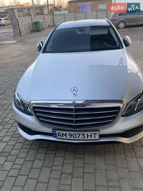 Универсал Mercedes-Benz E-Class 2017 в Бердичеве