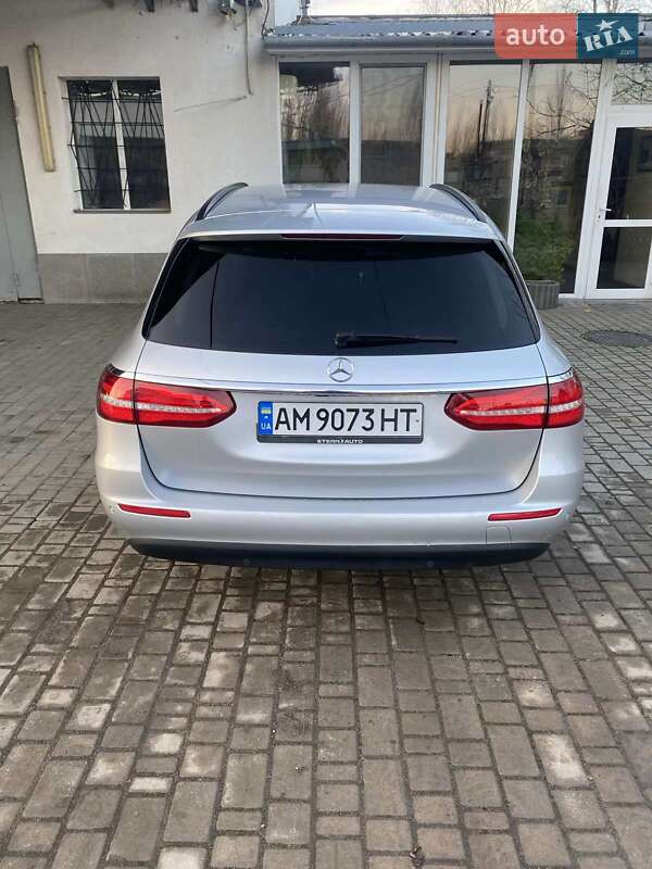 Универсал Mercedes-Benz E-Class 2017 в Бердичеве