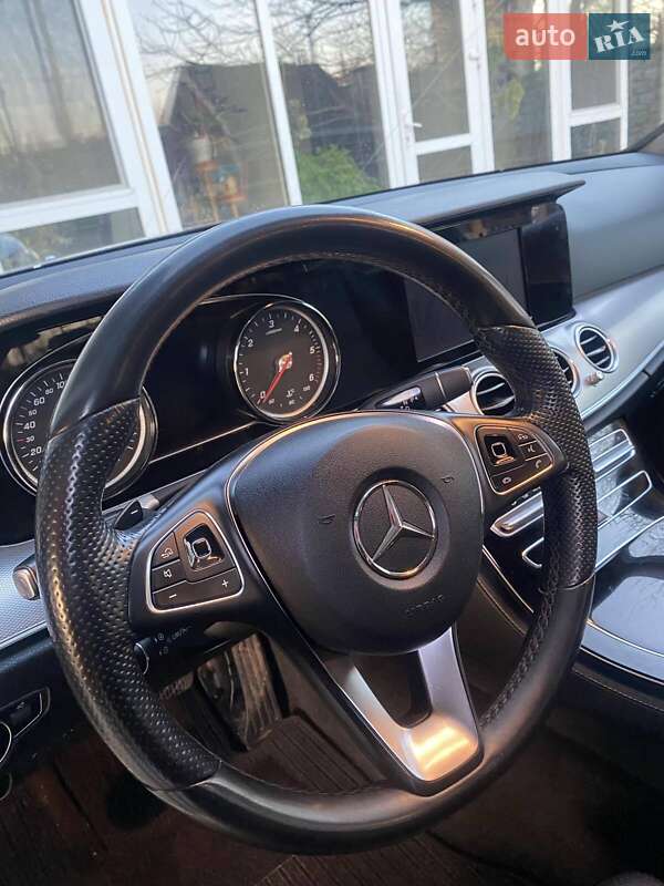 Универсал Mercedes-Benz E-Class 2017 в Бердичеве