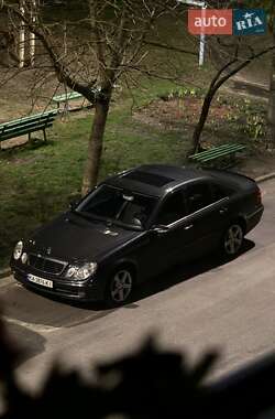 Седан Mercedes-Benz E-Class 2004 в 