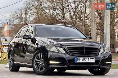 Седан Mercedes-Benz E-Class 2012 в 