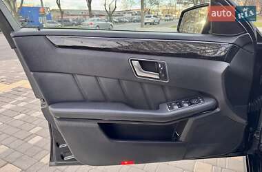 Седан Mercedes-Benz E-Class 2012 в 
