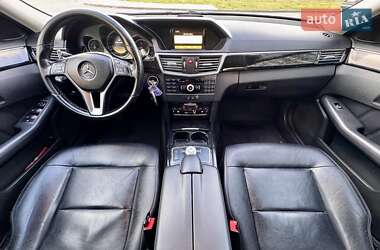 Седан Mercedes-Benz E-Class 2012 в 