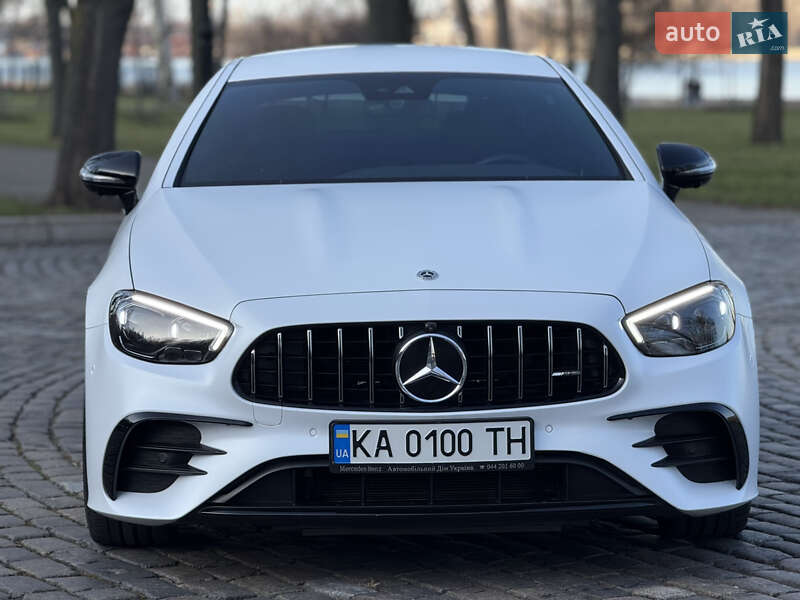 Купе Mercedes-Benz E-Class 2023 в Киеве