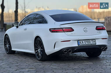 Купе Mercedes-Benz E-Class 2023 в 
