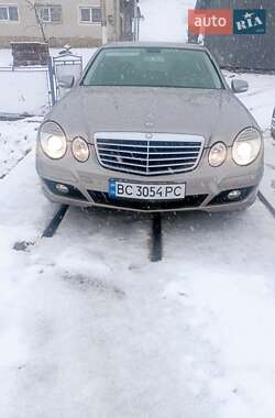 Седан Mercedes-Benz E-Class 2007 в 