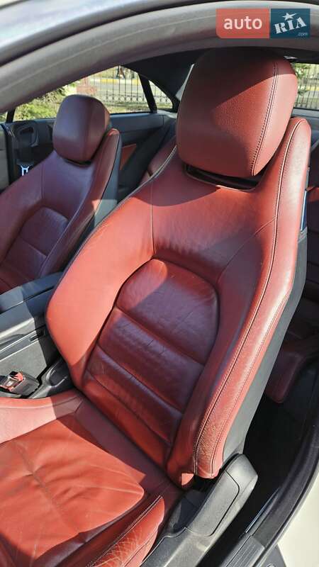 Купе Mercedes-Benz E-Class 2011 в Ирпене