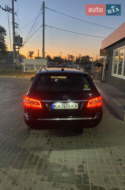 Універсал Mercedes-Benz E-Class 2010 в Києві