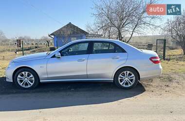 Седан Mercedes-Benz E-Class 2011 в Подільську