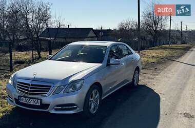 Седан Mercedes-Benz E-Class 2011 в Подільську