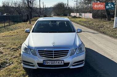 Седан Mercedes-Benz E-Class 2011 в Подільську