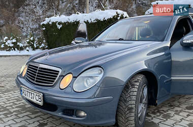 Седан Mercedes-Benz E-Class 2003 в Турке