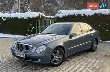 Седан Mercedes-Benz E-Class 2003 в Турке