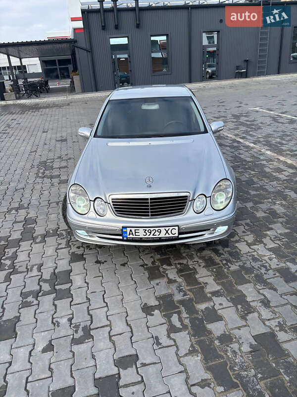 Седан Mercedes-Benz E-Class 2003 в Кривом Роге фото 5 Седан Mercedes-Benz E-Class 2003 в Кривом Роге