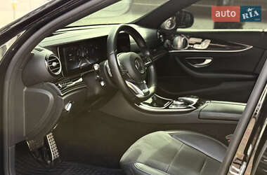 Седан Mercedes-Benz E-Class 2016 в 