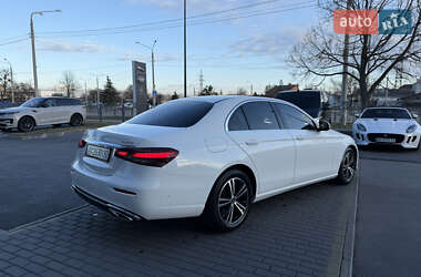 Седан Mercedes-Benz E-Class 2021 в 