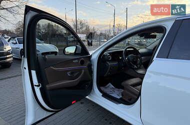Седан Mercedes-Benz E-Class 2021 в 