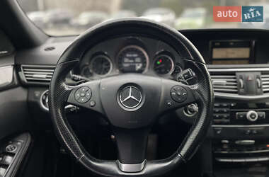 Универсал Mercedes-Benz E-Class 2011 в 