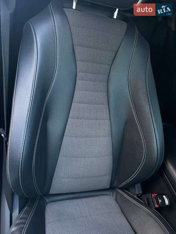 Седан Mercedes-Benz E-Class 2016 в Южному