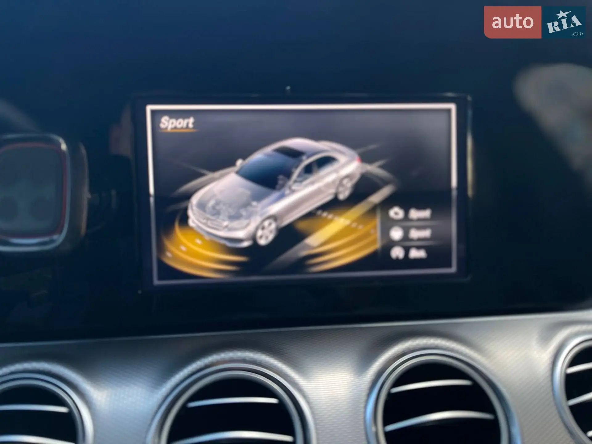 2016 Mercedes-Benz E-klasse - мініатюра 21
