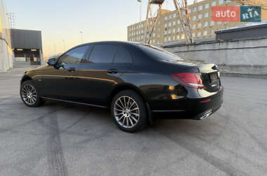 Седан Mercedes-Benz E-Class 2016 в 