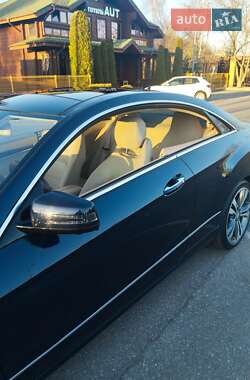 Купе Mercedes-Benz E-Class 2016 в 
