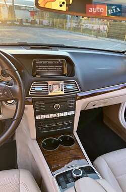 Купе Mercedes-Benz E-Class 2016 в 
