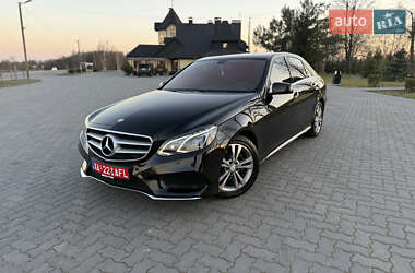 Седан Mercedes-Benz E-Class 2015 в 