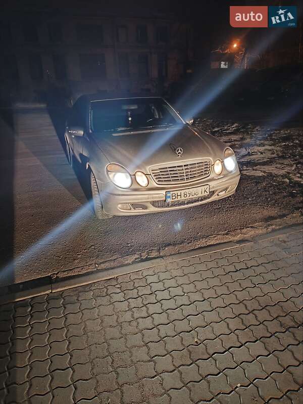 Седан Mercedes-Benz E-Class 2002 в Одессе
