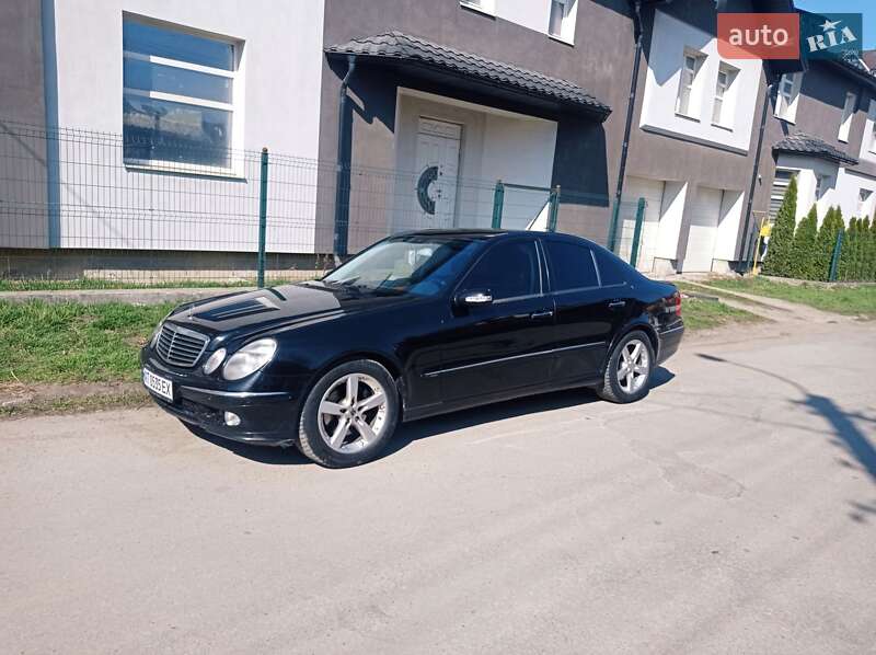 Mercedes-Benz E-Class 2004
