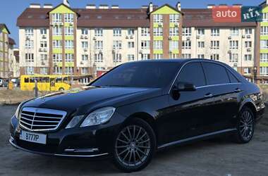 Седан Mercedes-Benz E-Class 2012 в 