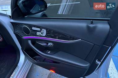 Седан Mercedes-Benz E-Class 2016 в 