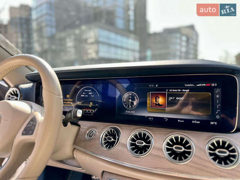 Кабриолет Mercedes-Benz E-Class 2017 в Киеве фото 11 Кабриолет Mercedes-Benz E-Class 2017 в Киеве