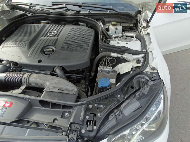 Седан Mercedes-Benz E-Class 2013 в Одесі